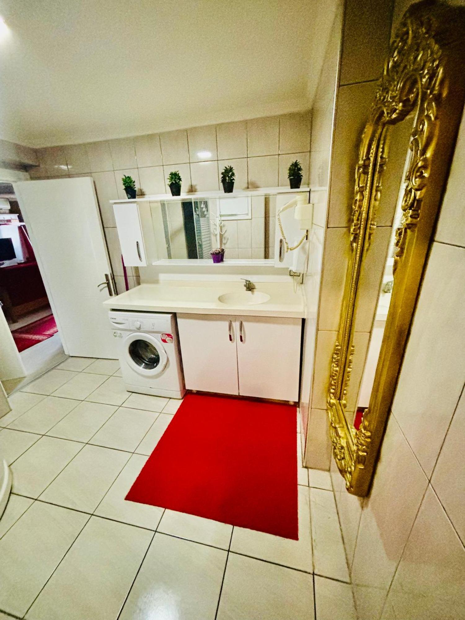 Immortal Hotel Istanbul Bagian luar foto